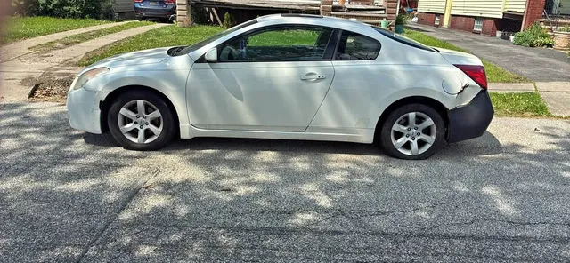 2009 Nissan Altima 2.5 S Coupe 2D