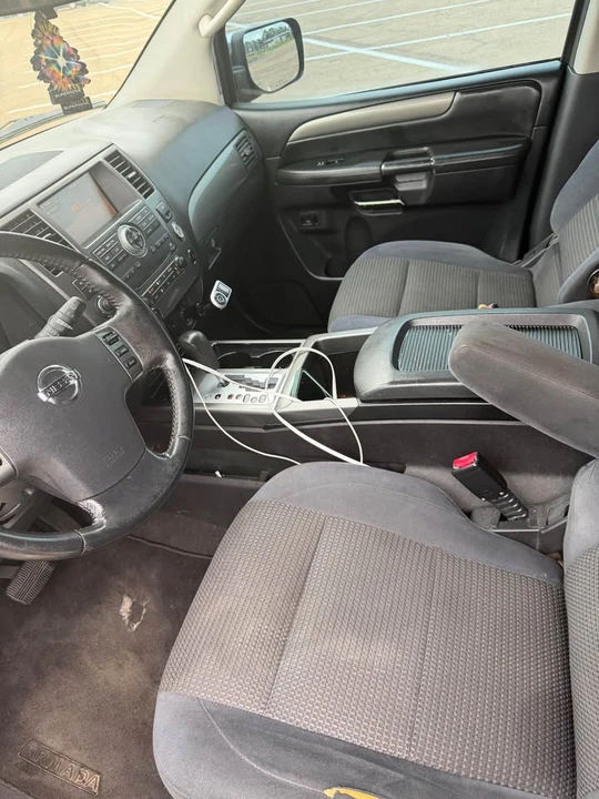 2009 Nissan Armada - Image 8 of 12