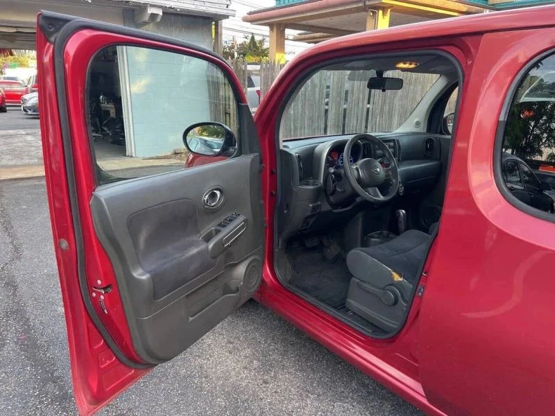 2009 Nissan Cube - Image 11 of 12