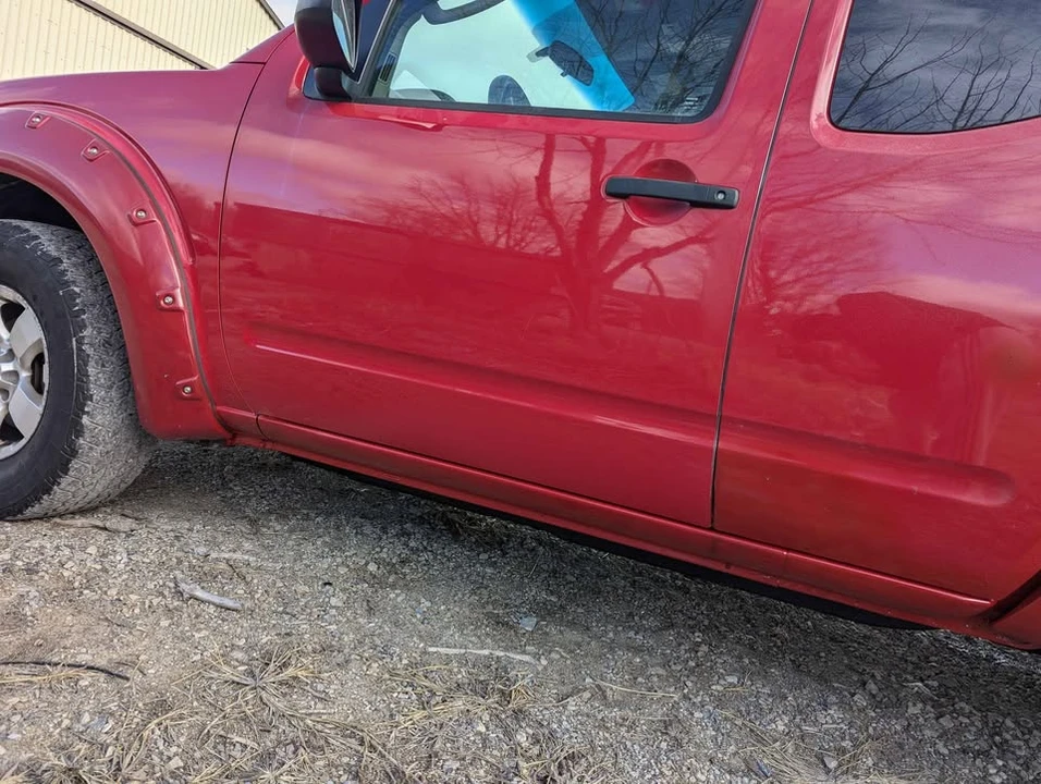 2009 Nissan Frontier 2nd Gen - Image 3 of 12