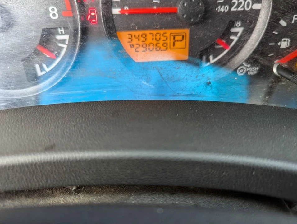 2009 Nissan Frontier 2nd Gen - Image 9 of 12