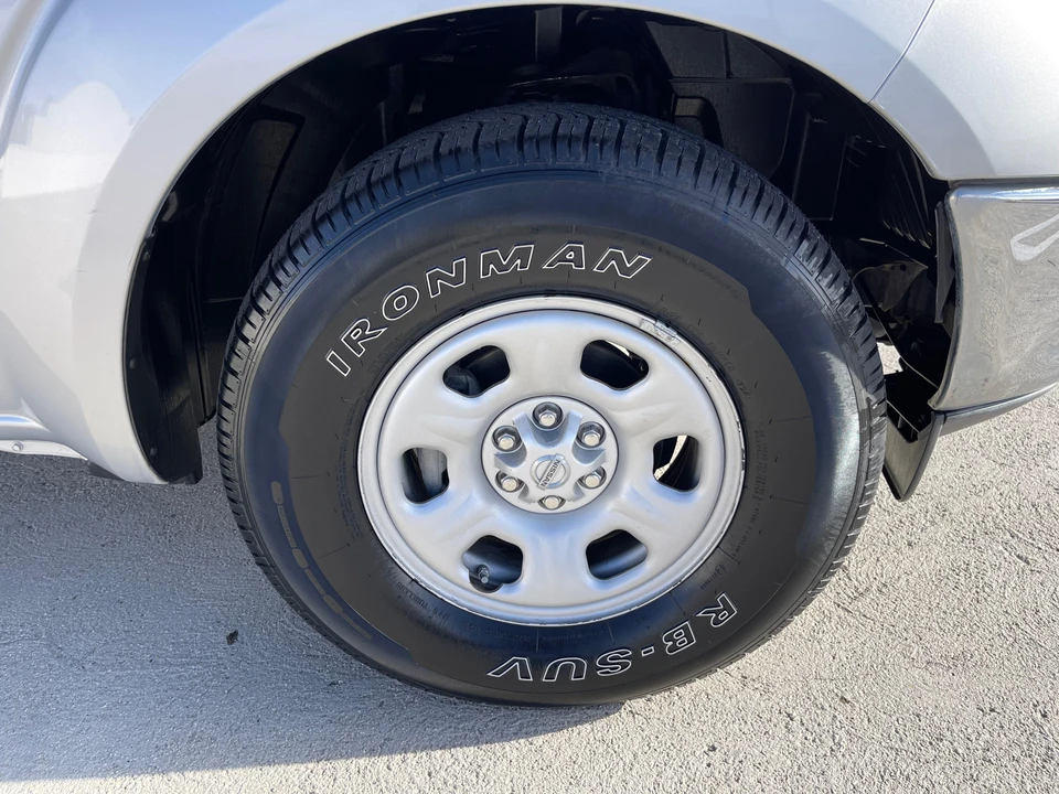 2009 Nissan Frontier 2nd Gen - Image 28 of 31