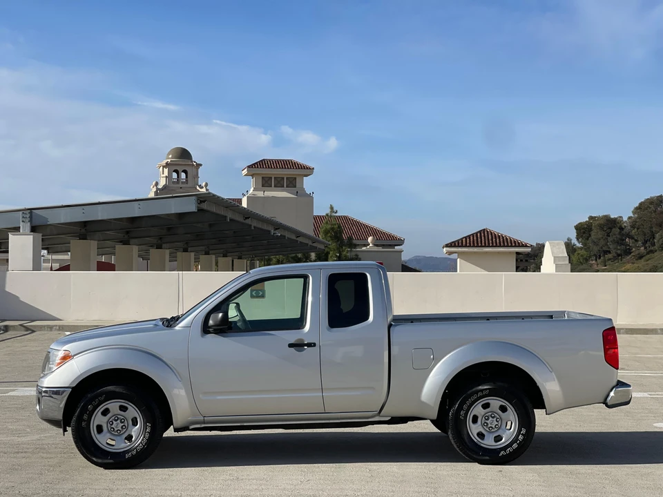 2009 Nissan Frontier 2nd Gen - Image 9 of 31