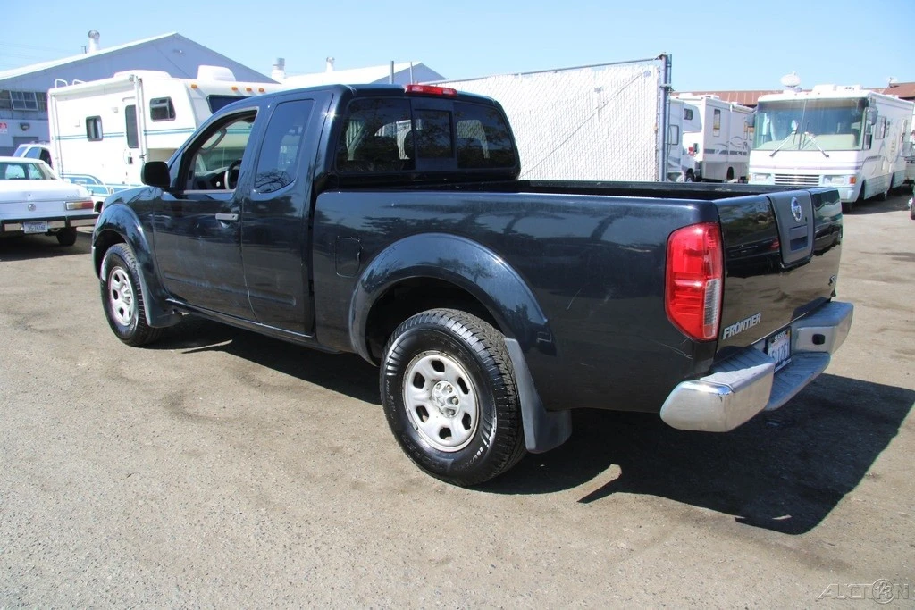 2009 Nissan Frontier 2nd Gen - Image 5 of 21