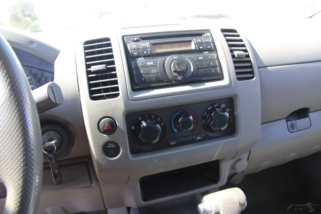 2009 Nissan Frontier 2nd Gen - Image 18 of 21