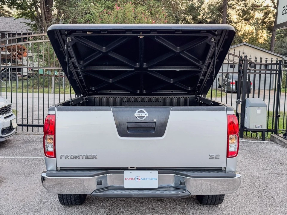 2009 Nissan Frontier 2nd Gen - Image 9 of 12