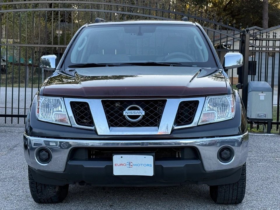 2009 Nissan Frontier 2nd Gen - Image 2 of 12