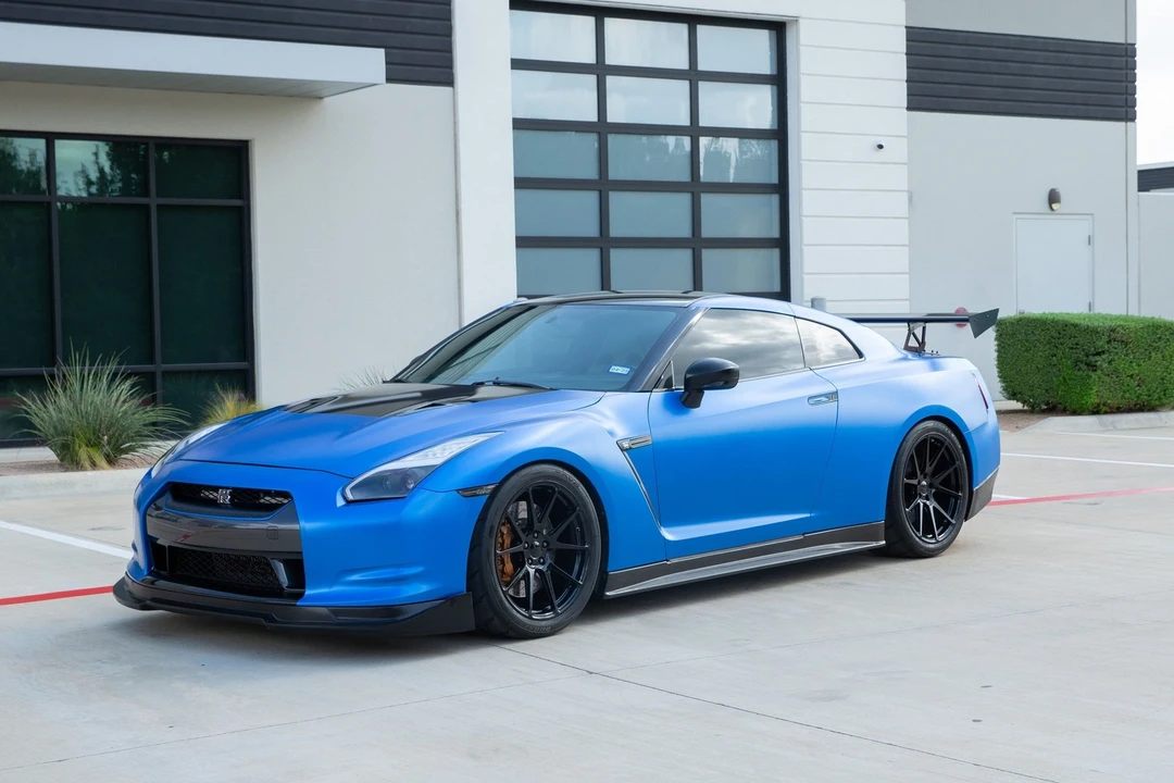 2009 Nissan R35 GT-R Premium - Image 2 of 31