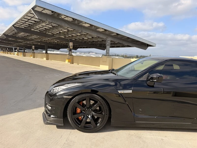 2009 Nissan R35 GT-R Premium - Image 2 of 31