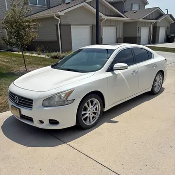 2009 Nissan Maxima SV Sedan 4D
