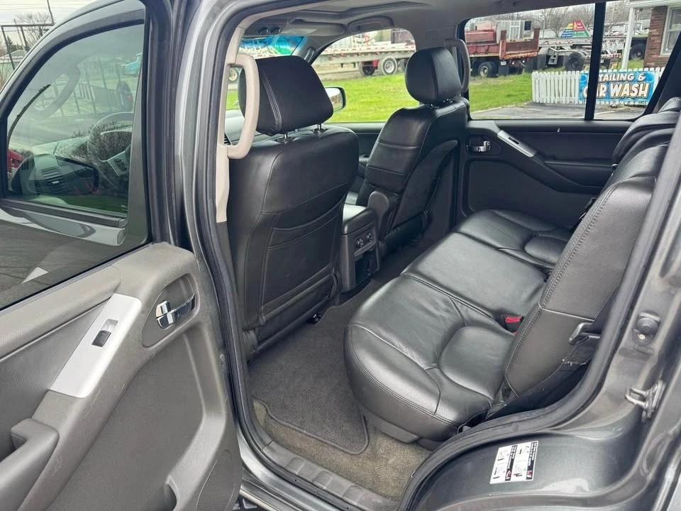 2009 Nissan Pathfinder 3rd Gen - Image 2 of 17