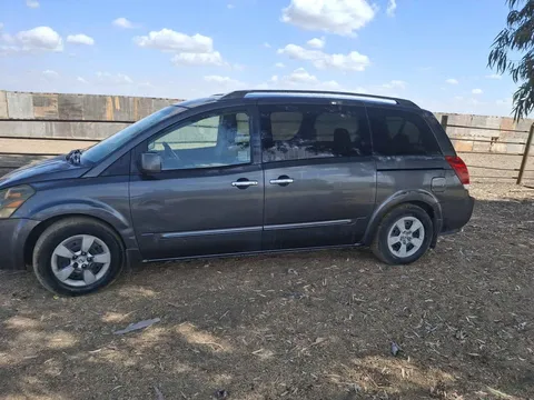 2009 Nissan Quest GXE Minivan