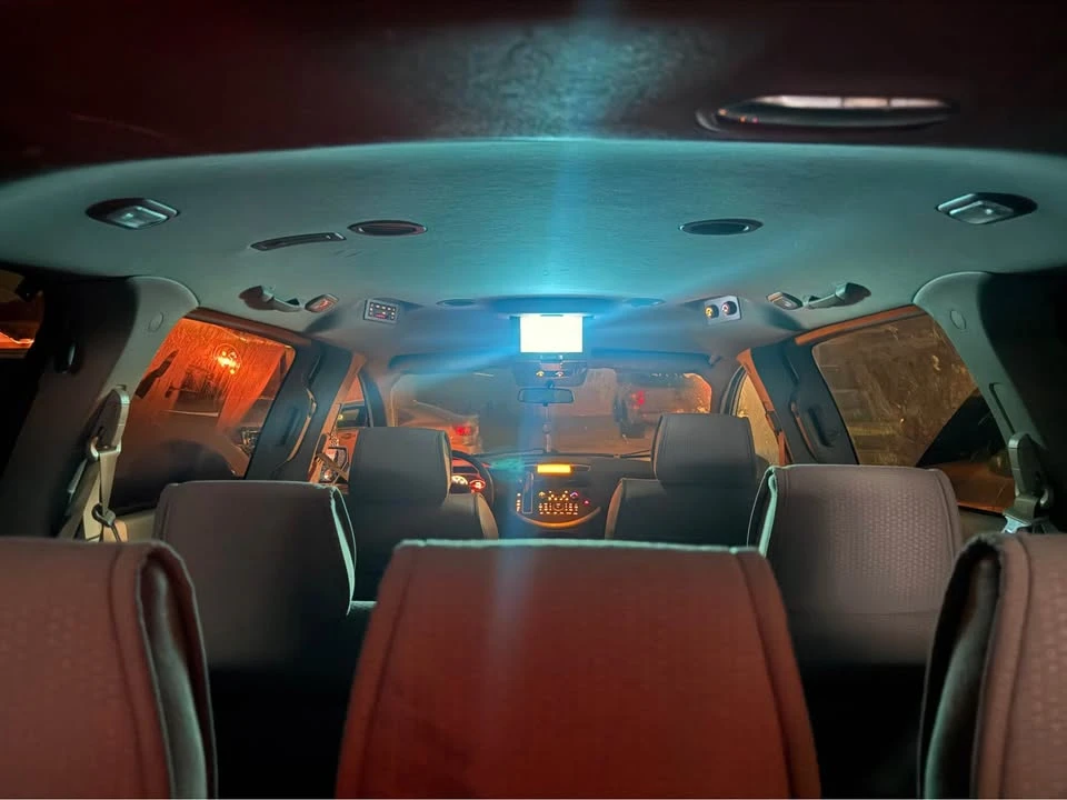 2009 Nissan Quest - Image 8 of 8