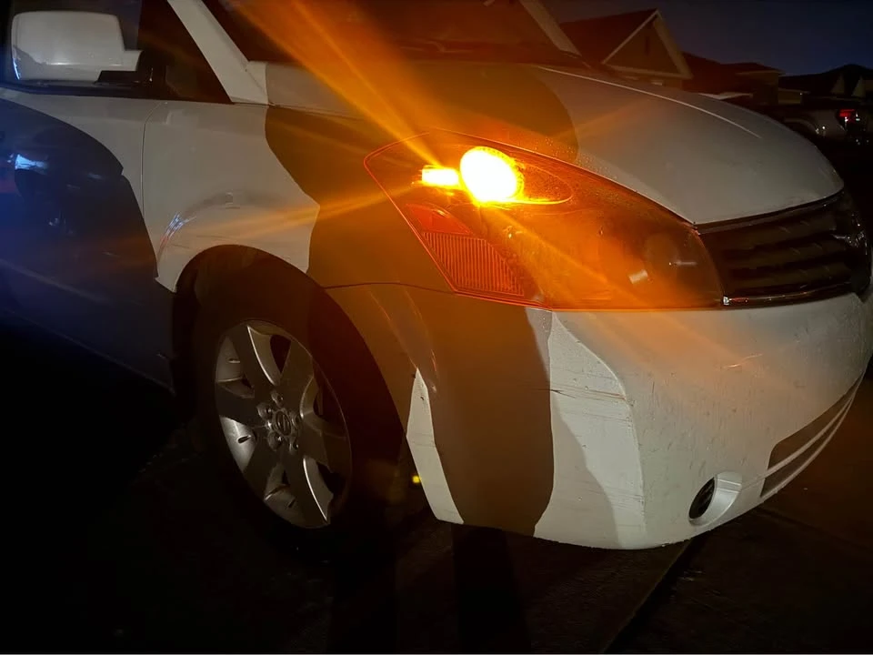 2009 Nissan Quest - Image 5 of 8