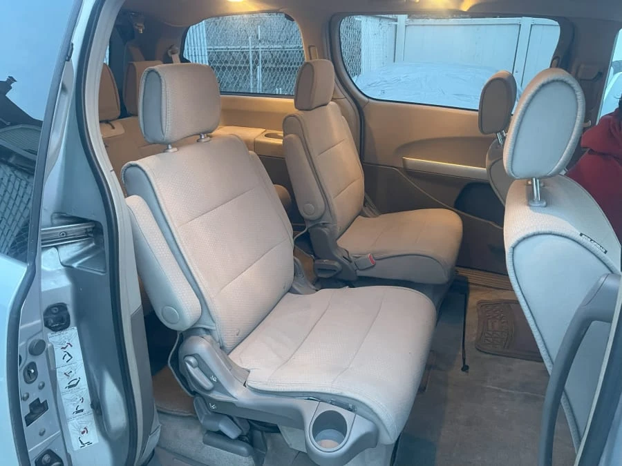 2009 Nissan Quest - Image 11 of 14