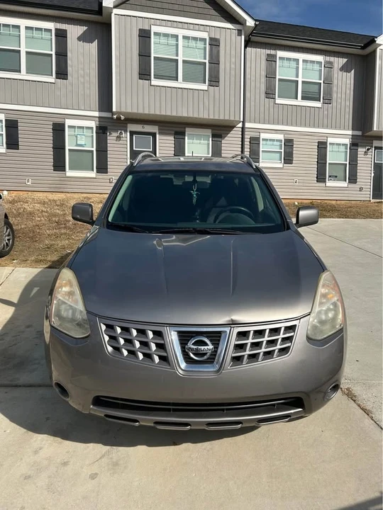 2009 Nissan Rogue - Image 2 of 9