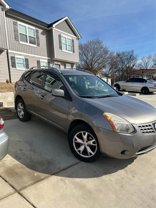2009 Nissan Rogue - Image 3 of 9