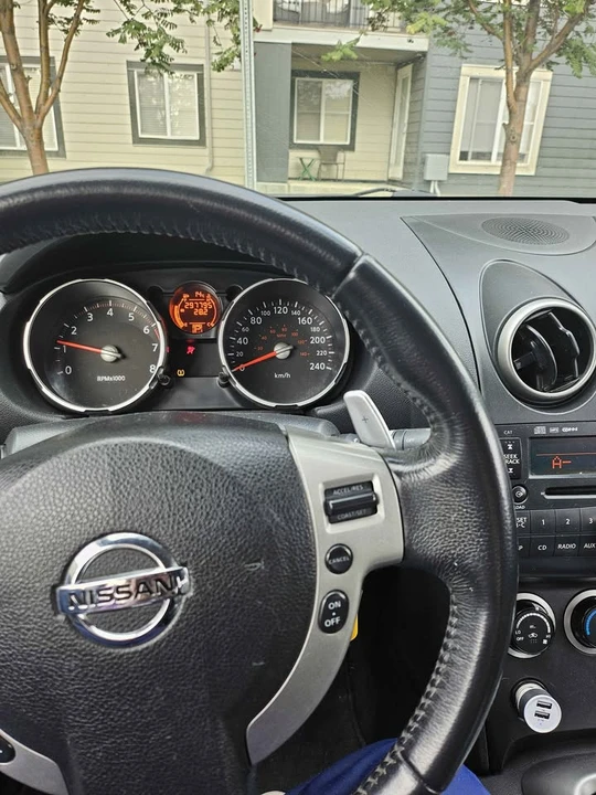 2009 Nissan Rogue - Image 12 of 14