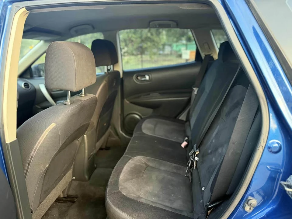 2009 Nissan Rogue - Image 11 of 14