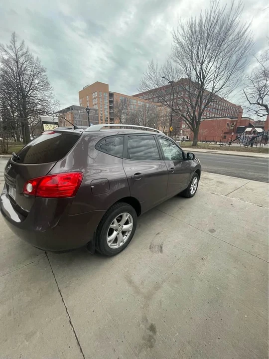 2009 Nissan Rogue - Image 6 of 11