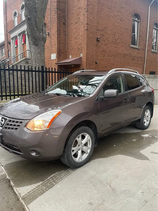 2009 Nissan Rogue - Image 4 of 11