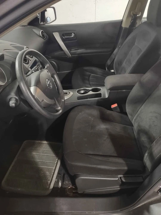 2009 Nissan Rogue - Image 7 of 9