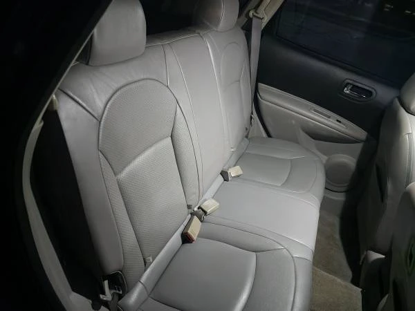 2009 Nissan Rogue - Image 17 of 21