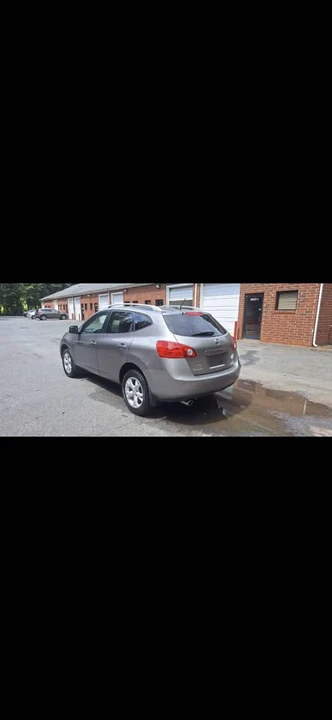 2009 Nissan Rogue - Image 8 of 20