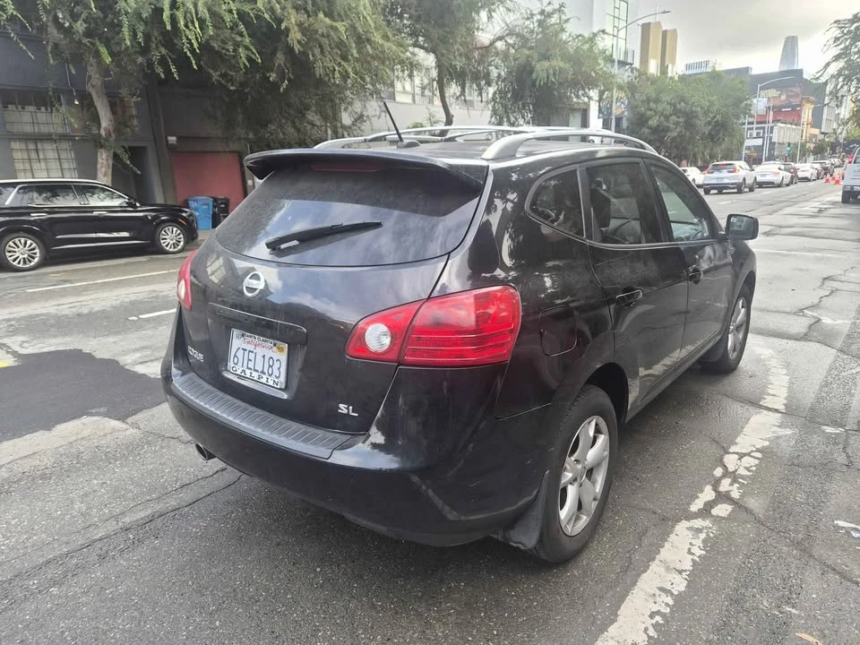 2009 Nissan Rogue - Image 4 of 5