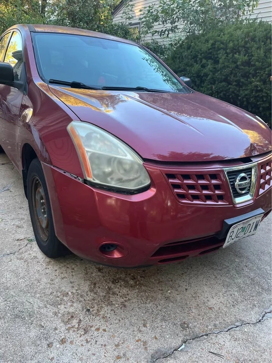 2009 Nissan Rogue - Image 2 of 4