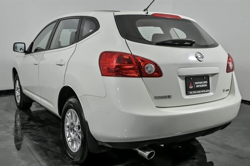 2009 Nissan Rogue - Image 8 of 12