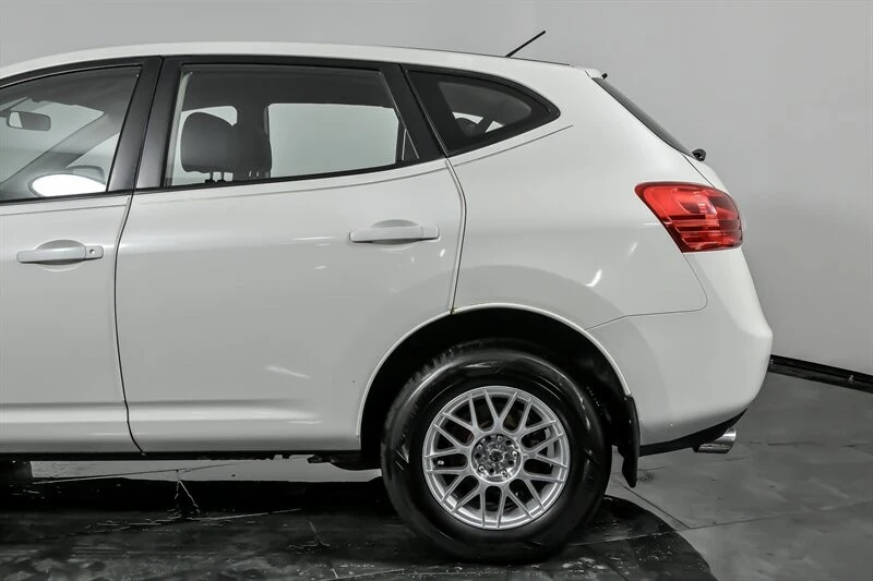 2009 Nissan Rogue - Image 7 of 21