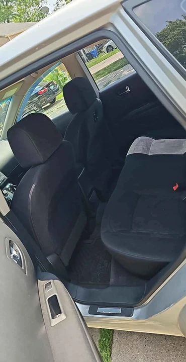 2009 Nissan Rogue - Image 3 of 7
