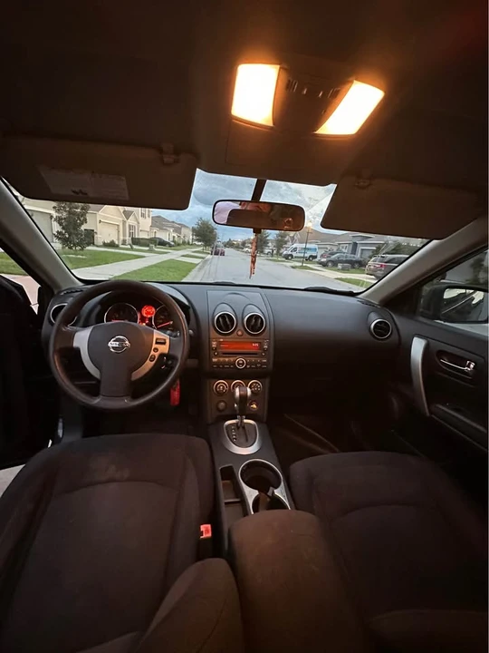 2009 Nissan Rogue - Image 9 of 15