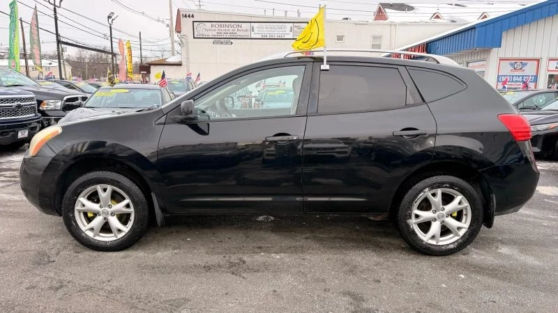 2009 Nissan Rogue - Image 10 of 12