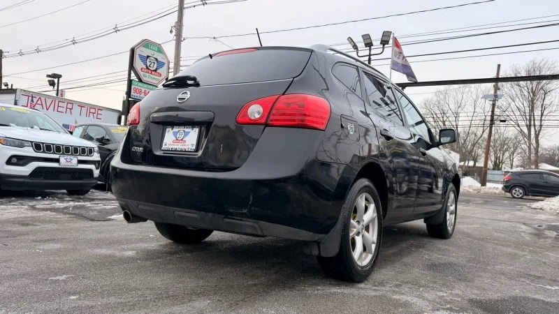 2009 Nissan Rogue - Image 9 of 12