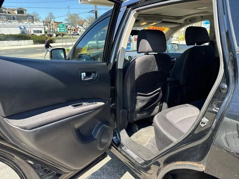 2009 Nissan Rogue - Image 12 of 12
