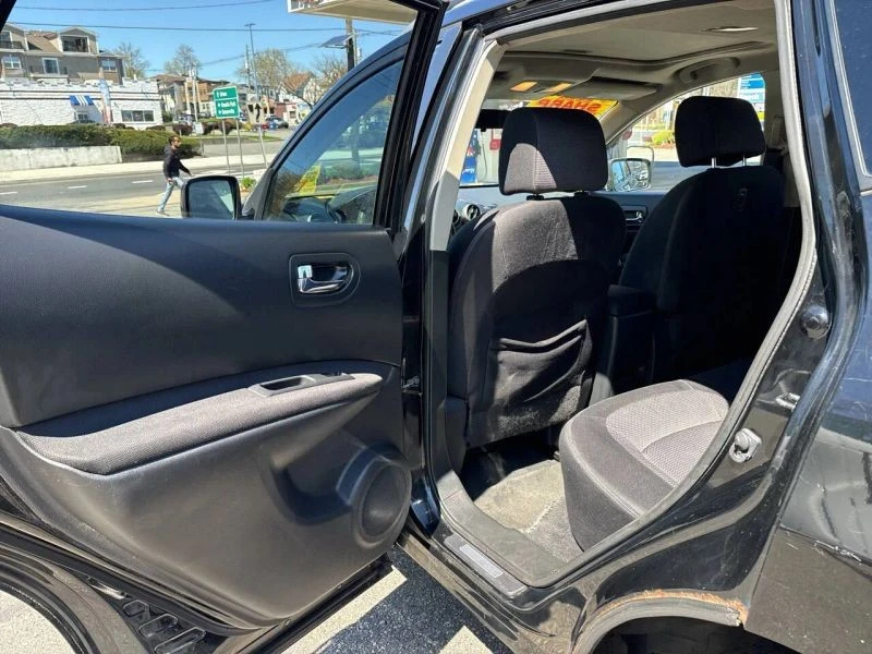 2009 Nissan Rogue - Image 12 of 12