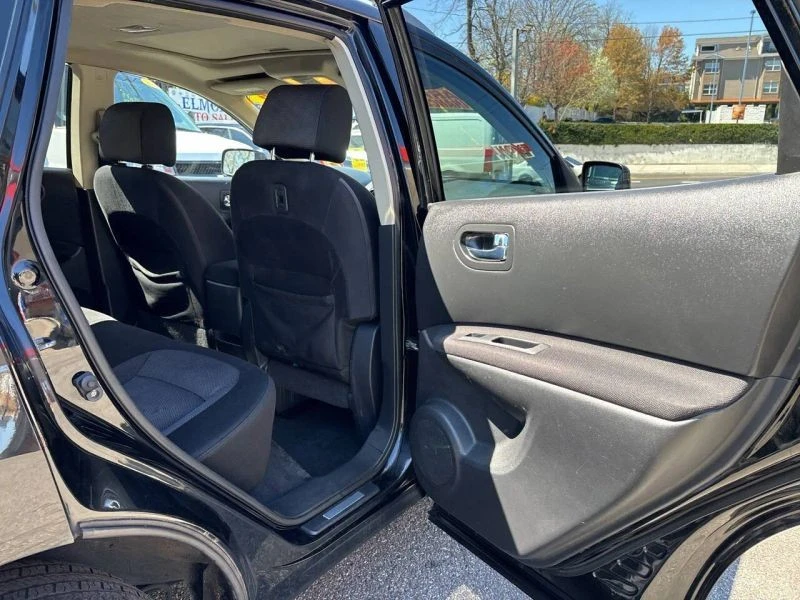 2009 Nissan Rogue - Image 9 of 12