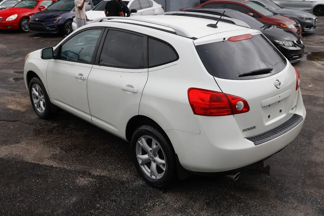 2009 Nissan Rogue - Image 5 of 12