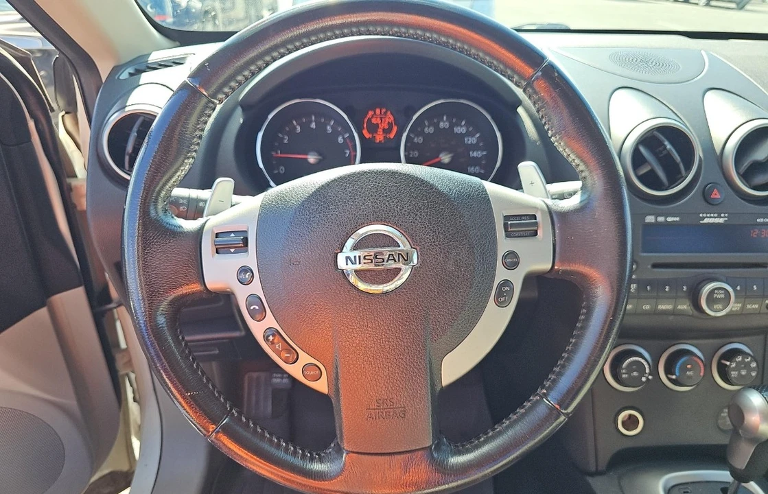 2009 Nissan Rogue - Image 10 of 12