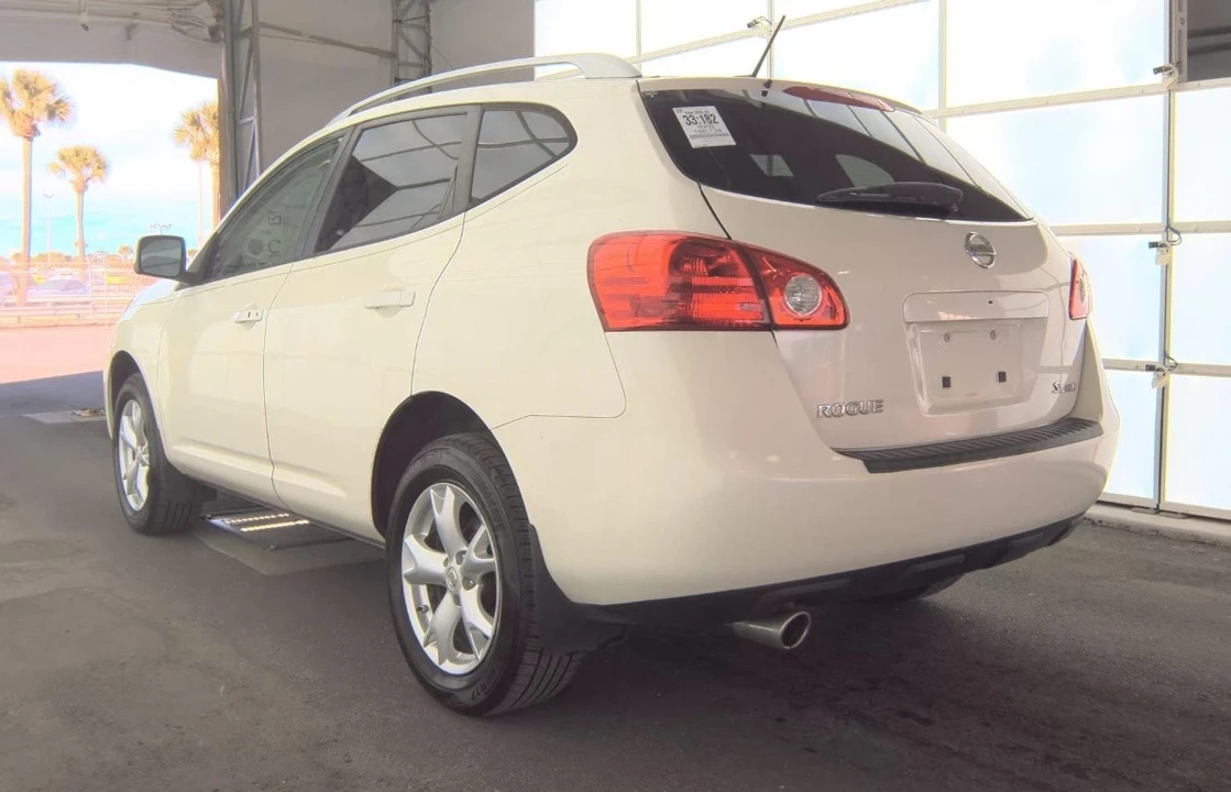 2009 Nissan Rogue - Image 6 of 12