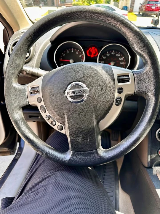2009 Nissan Rogue - Image 9 of 16