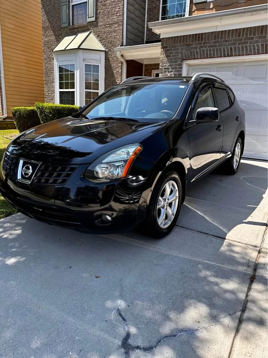 2009 Nissan Rogue - Image 2 of 16