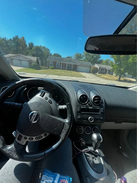 2009 Nissan Rogue - Image 4 of 5