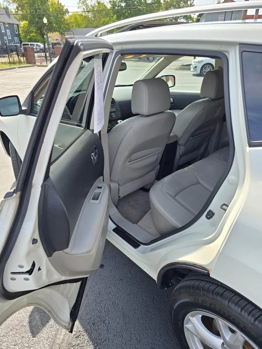 2009 Nissan Rogue - Image 5 of 14