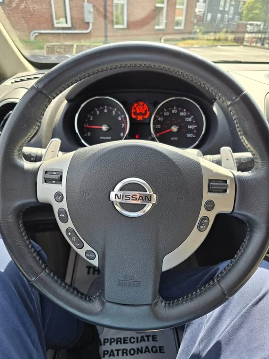 2009 Nissan Rogue - Image 10 of 14