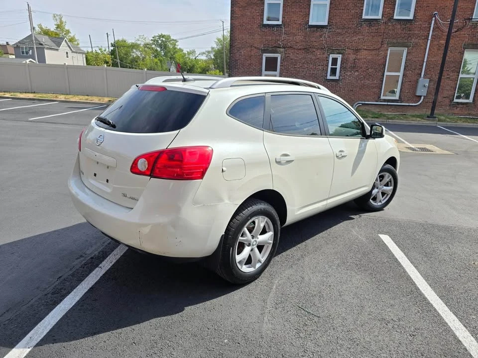 2009 Nissan Rogue - Image 8 of 14