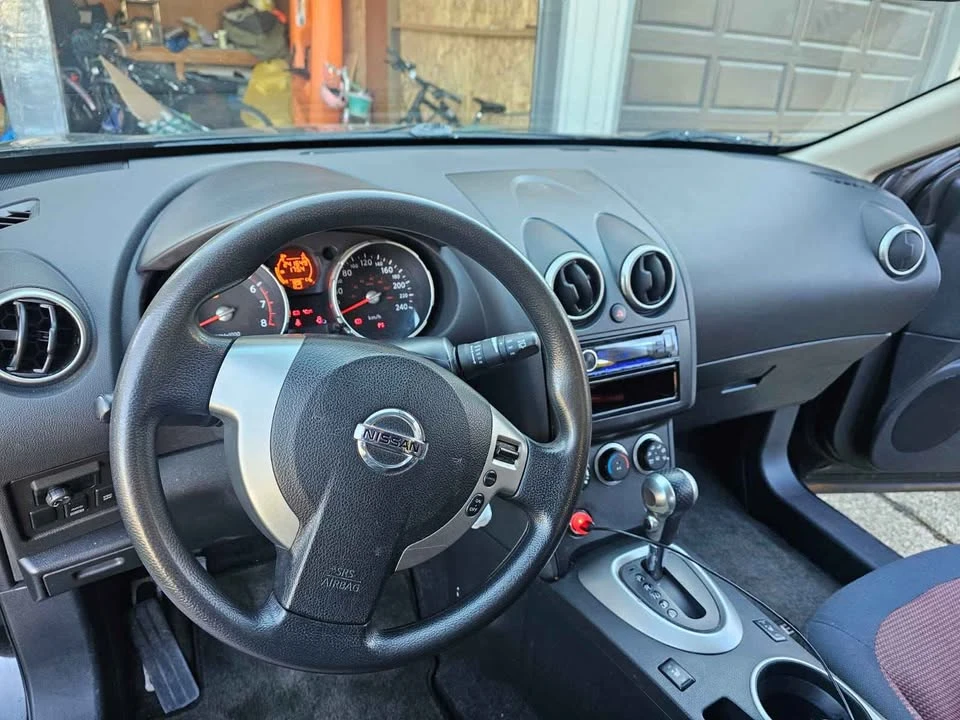 2009 Nissan Rogue - Image 3 of 10