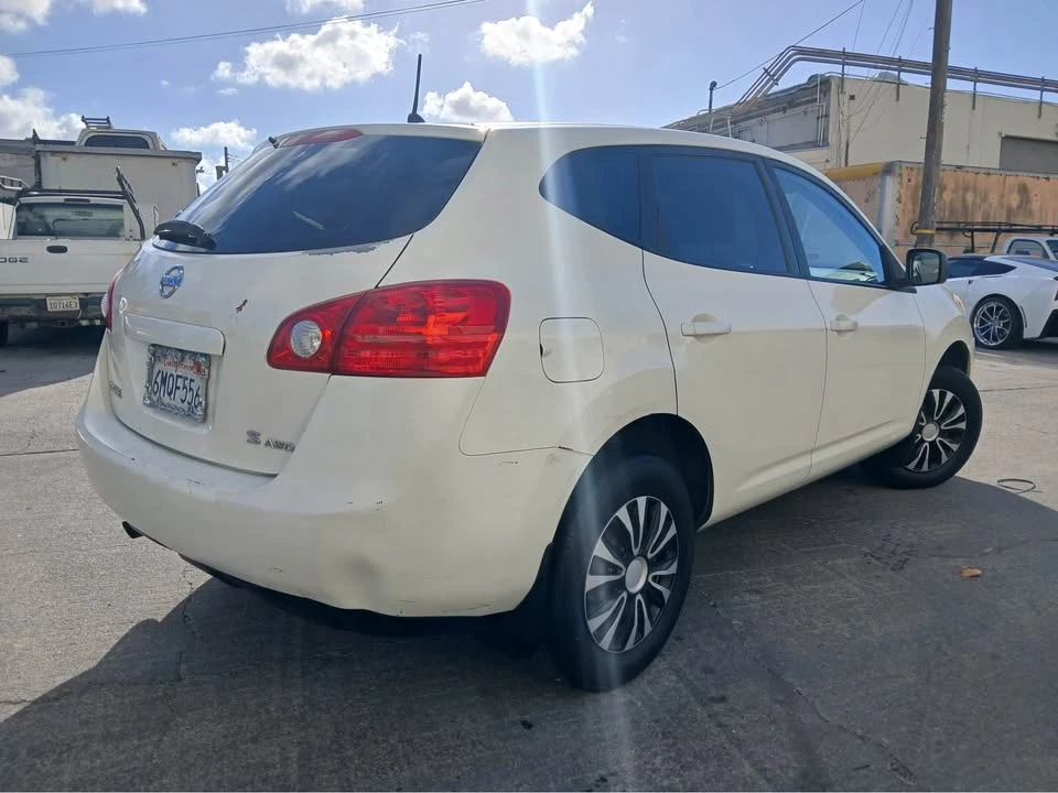 2009 Nissan Rogue - Image 6 of 9